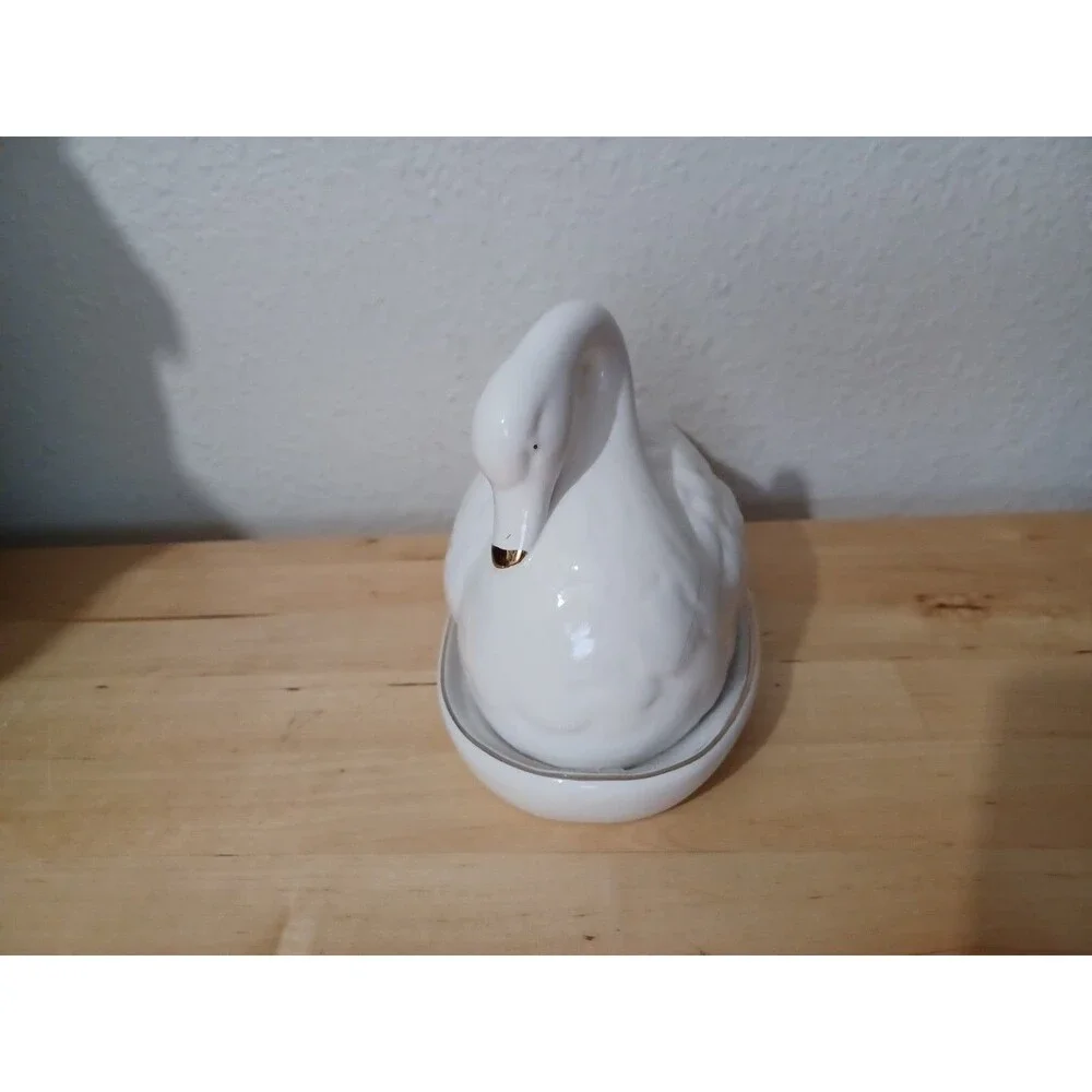 New Grace Tea Ware Butter Dish Sculpted Swan White And Gold